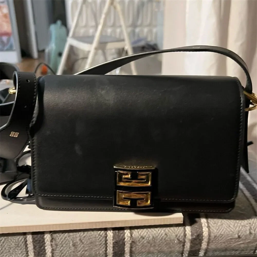 Givenchy 4G Medium Black Leather Crossbody Bag Women's Luxury - Picture 3 of 8